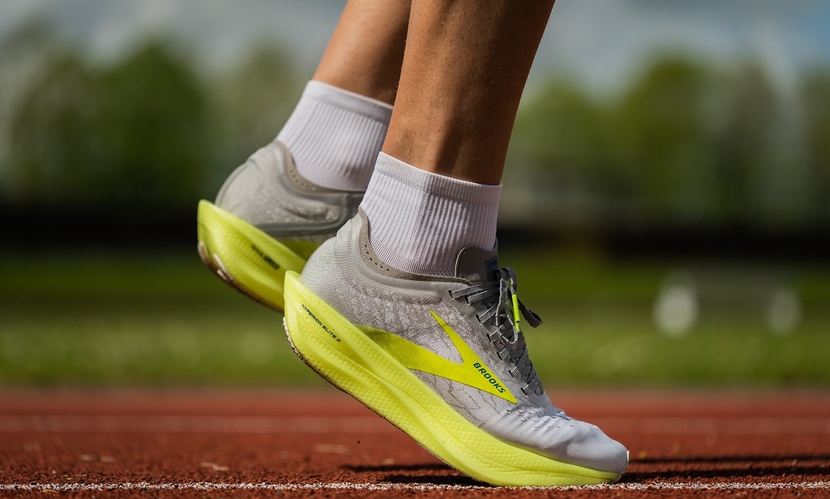 體育用品 – 等離子方案（将等離子技術輕松、經濟地集成到鞋類生産線中）